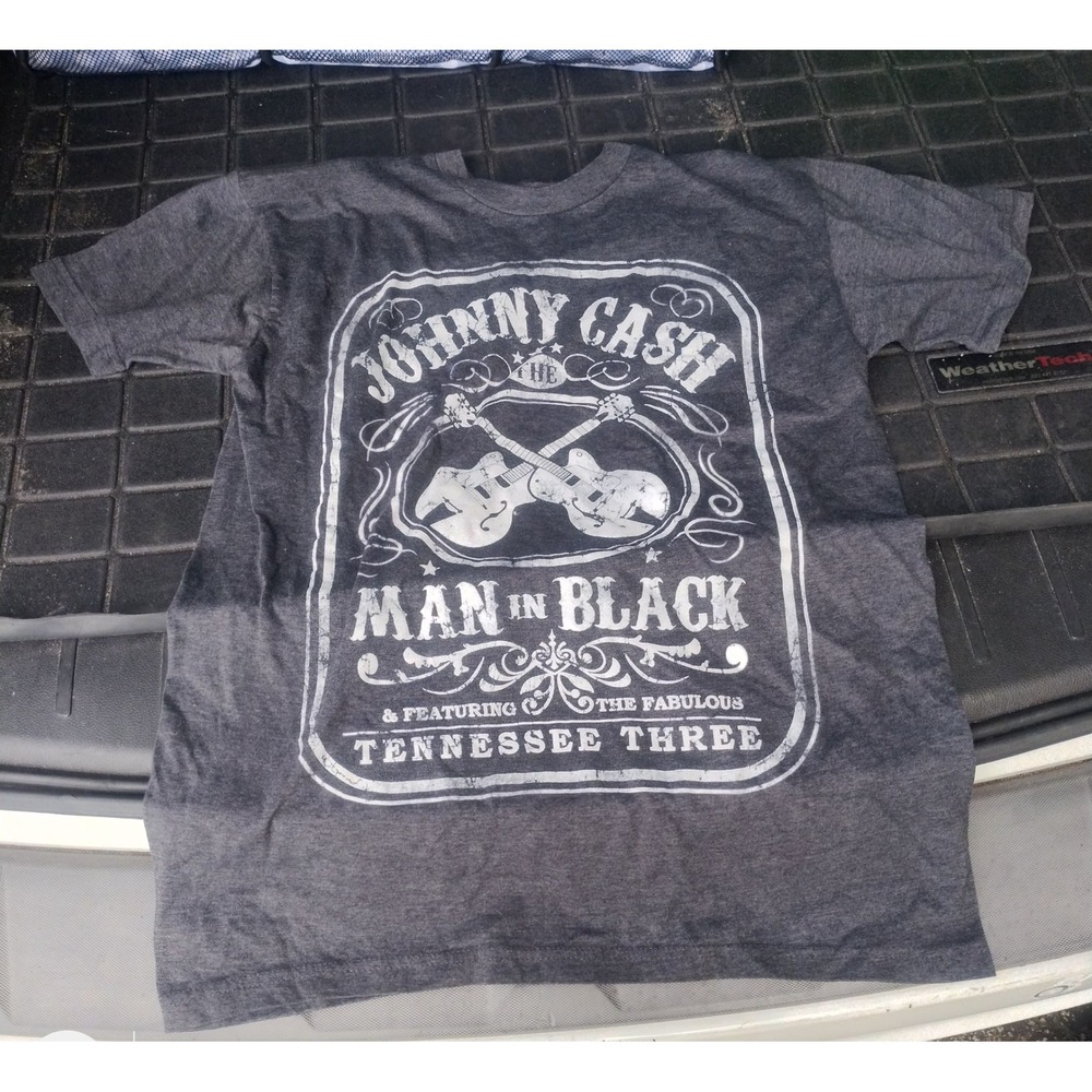Johnny Cash Man In Black Tennessee Three Graphic T-Shirt Charcoal Gray MD